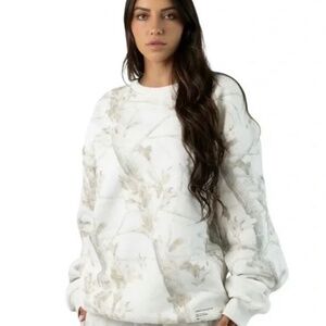 Comfrt Camo Crewneck Sweatshirt White Oak unisex Size Medium